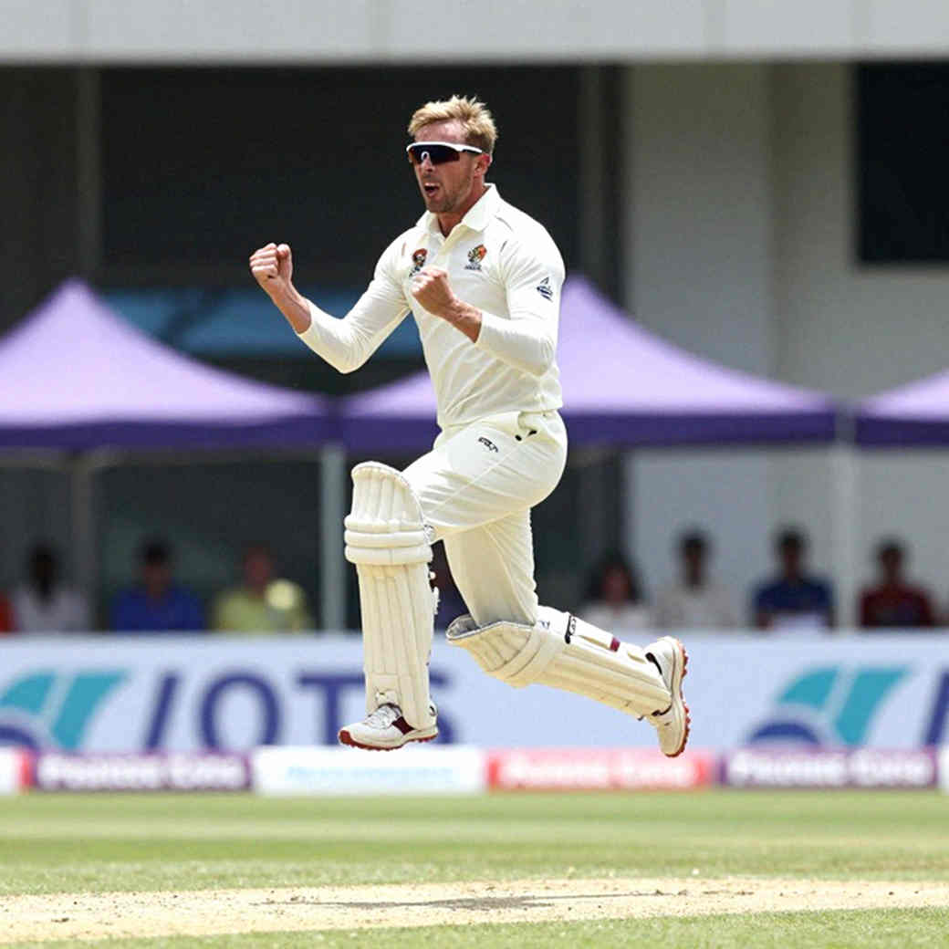 ৯৯ অল আউট আর একটি ফলো-অন: কোপেনহেগেনে অস্ট্রেলিয়া যে বিলটা মেটাল, সেটা আঠারো মাস আগেই লেখা হয়েছিল