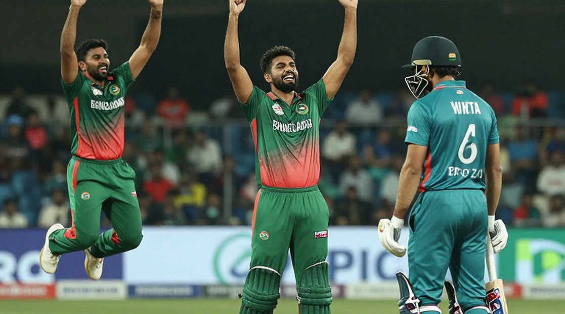 লিয়ন বাদ: ৫৭৩ উইকেটের চেয়ে অস্ট্রেলিয়া যে সংখ্যাটা বেশি দেখছে